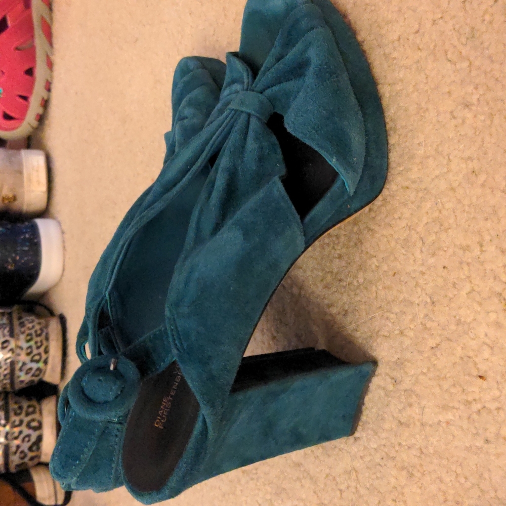 Diane Von Furstenberg Heels!! - Picture 2 of 3